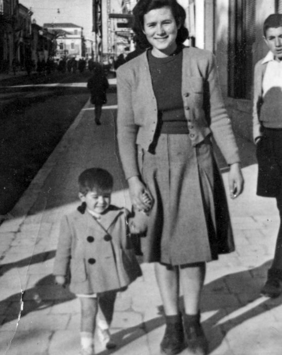 2_Vasilis Ladas_adelfi_cr